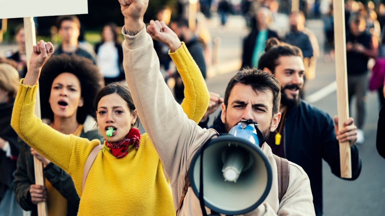 Irish-Teachers-Stage-Nationwide-Protests-Over-Leaving-Certificate-Changes-1280x720.jpg