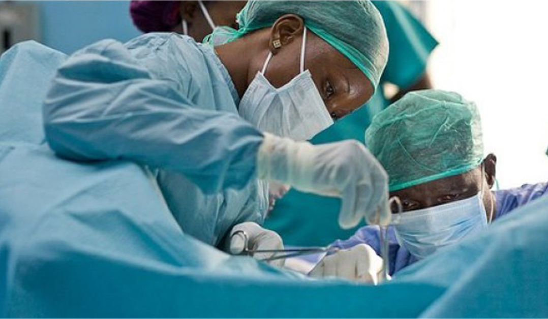 Nigerian-surgeon-at-work.png
