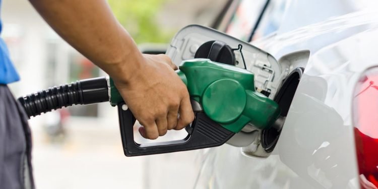 fuel Petrol-Pump-750x375